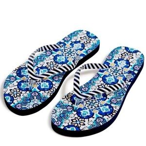 Vera Bradley Lisbon Medallion Cool Flip Flops Summer Beach